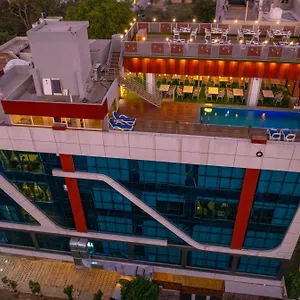 Pax Grand Blue 3 Min Walk From Railway Station Udaipur