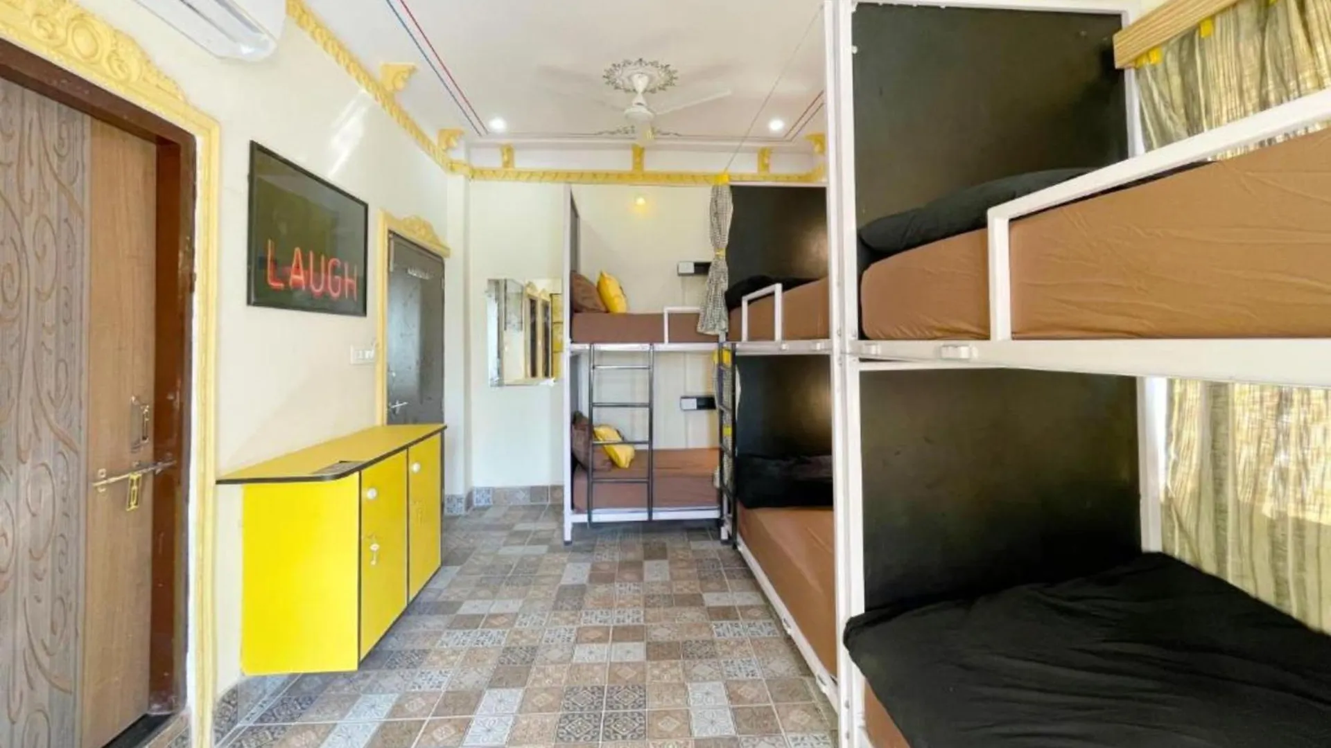 The Hosteller Udaipur Hostel